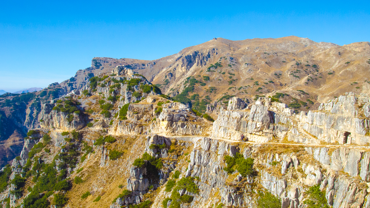 Strada Delle 52 Gallerie Sul Monte Pasubio Giulio Nicetto