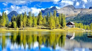 Croda da Lago Rifugio Palmieri Gores de Federa
